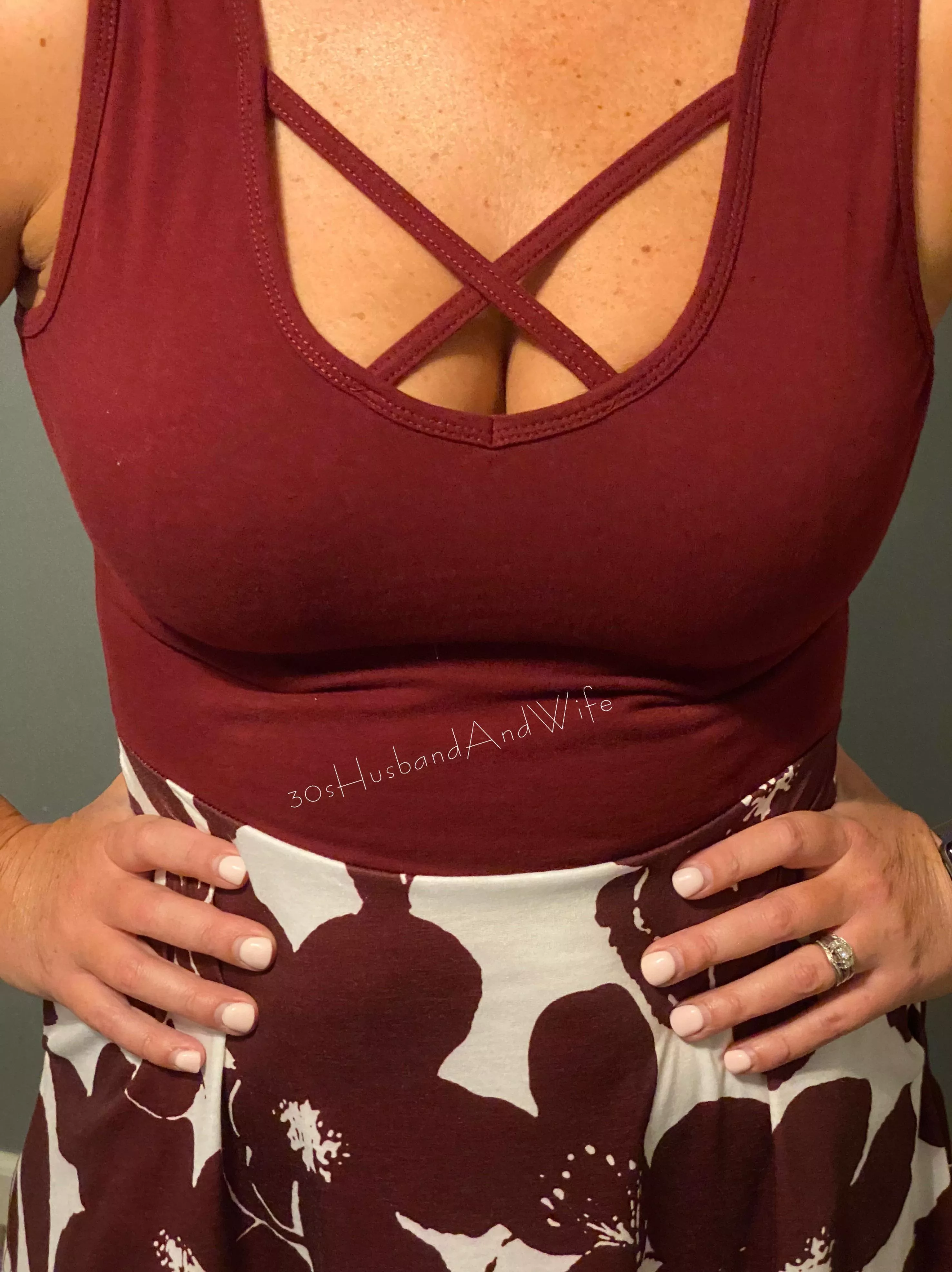 You have a date scheduled with her, and she shows up wearing her ring yet. Are you more or less excited to see that dress on the floor? [OC]