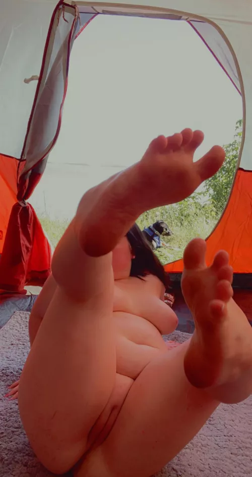 You should seriously message me 👣 I have lots of content